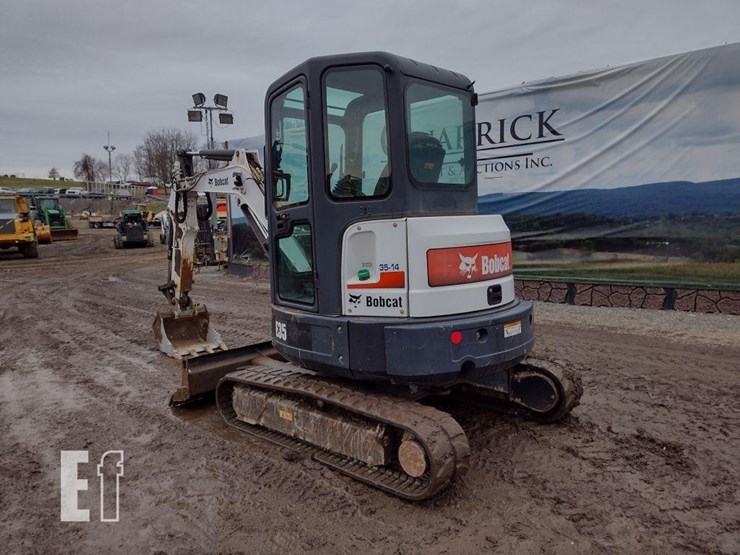 2014-bobcat-e35-image-50