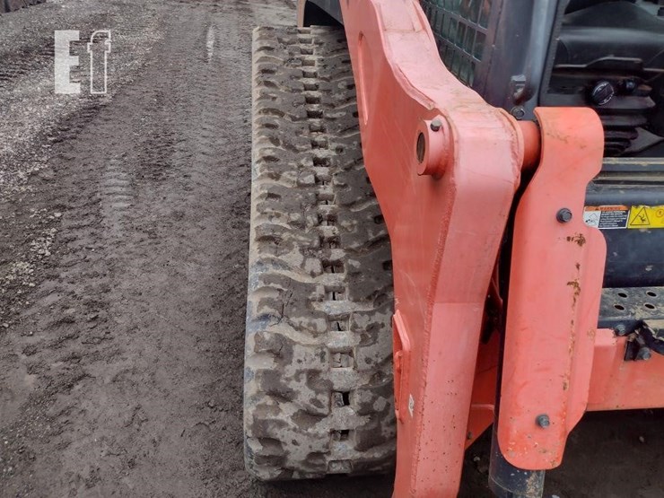 2017-kubota-svl95-2s-image-34