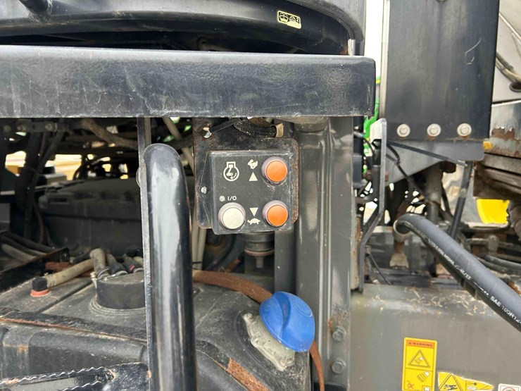 2012-ag-chem-tg8400-image-43