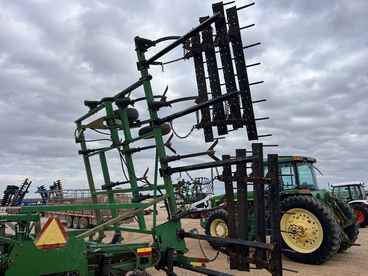 2000-john-deere-680-image-13