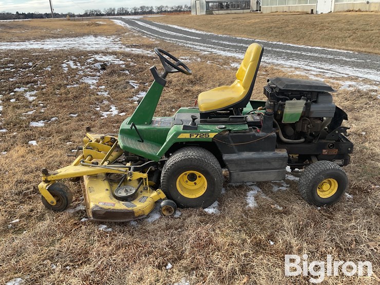 john-deere-f725-image-8