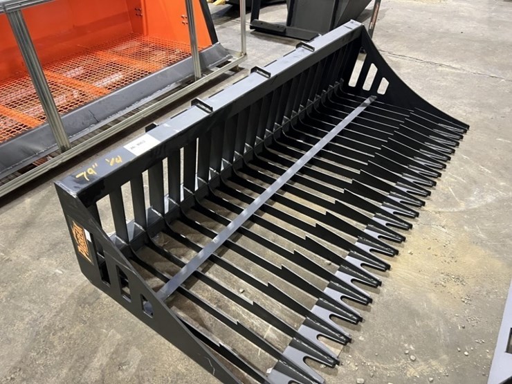 2025-pabreak-79"-rock-bucket-image-1