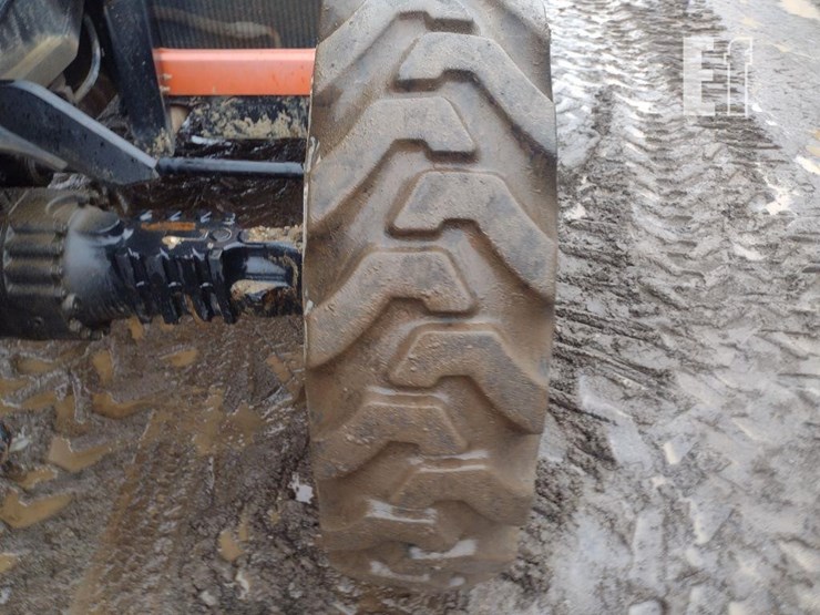 2005-jlg-g9-43a-image-23