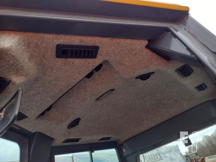 2016-deere-450j-lgp-image-15