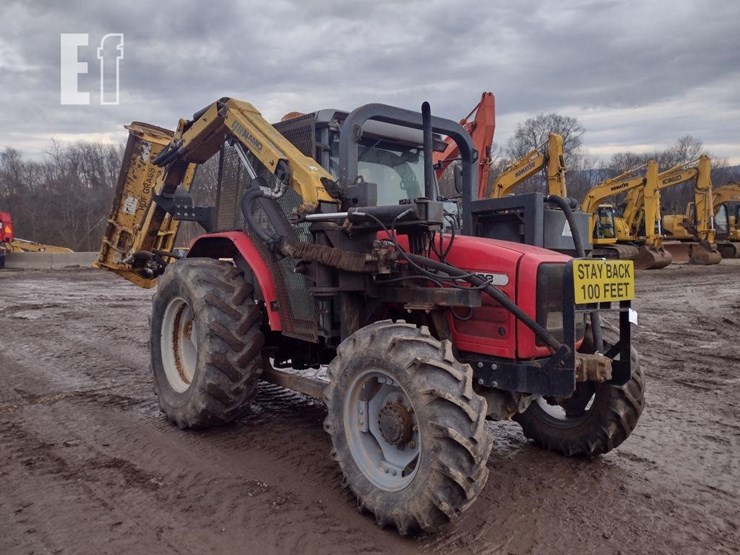 2002-massey-ferguson-4233-image-31