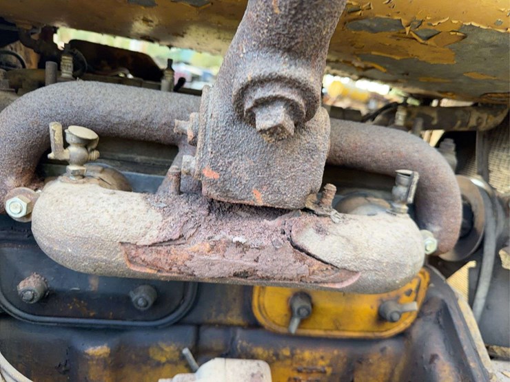 caterpillar-ten-gas-crawler-image-15