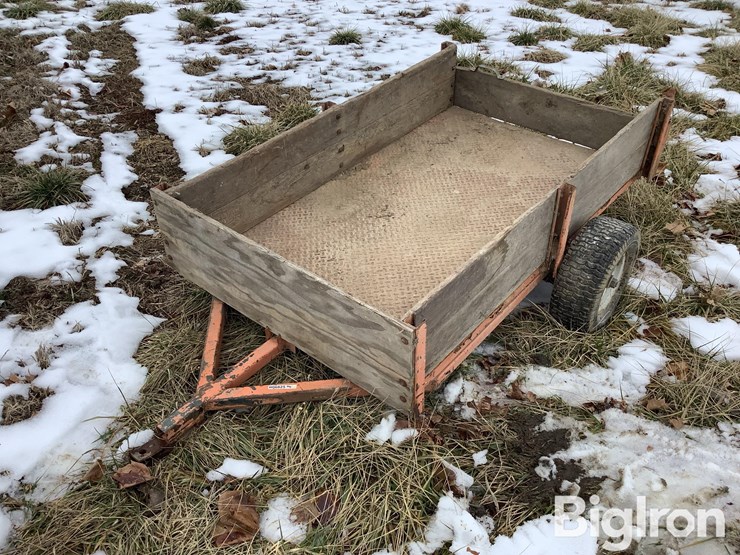 5’-lawn-&-garden-wagon-image-1