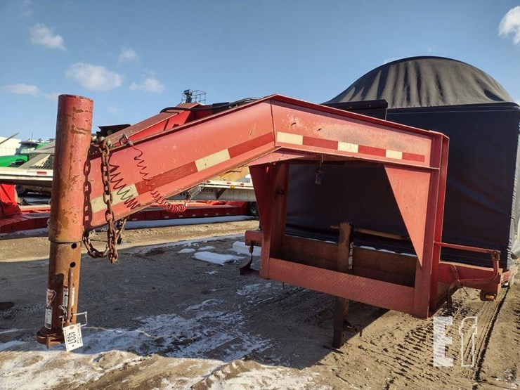 01-cornelius-trailer^title^-image-2