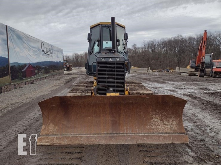 2016-deere-450j-lgp-image-2