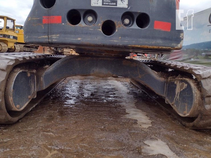 2014-hitachi-zx35u-image-46