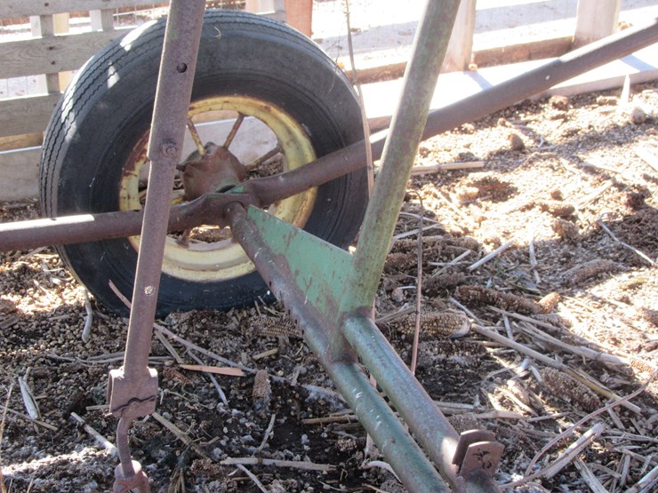 john-deere-350-image-9