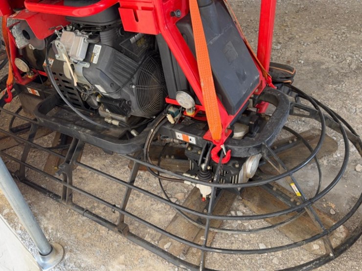 2024-tomahawk-ktrt46v-s.n#-trt46v1419-8'-ride-on-trowel-40hp-hours19.7-image-9