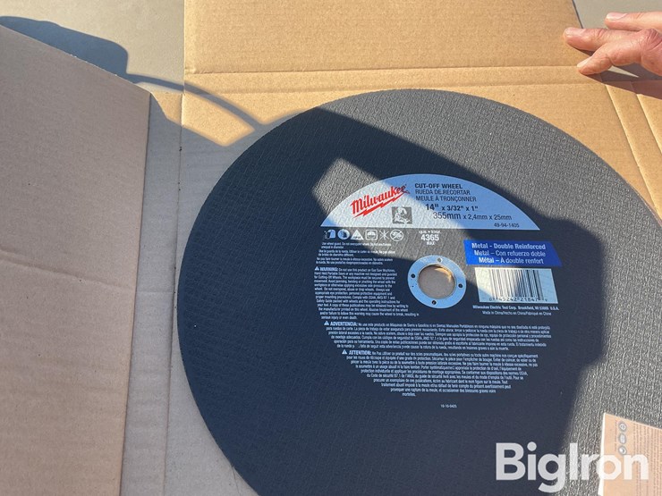 dewalt-cut-off-saw-image-19