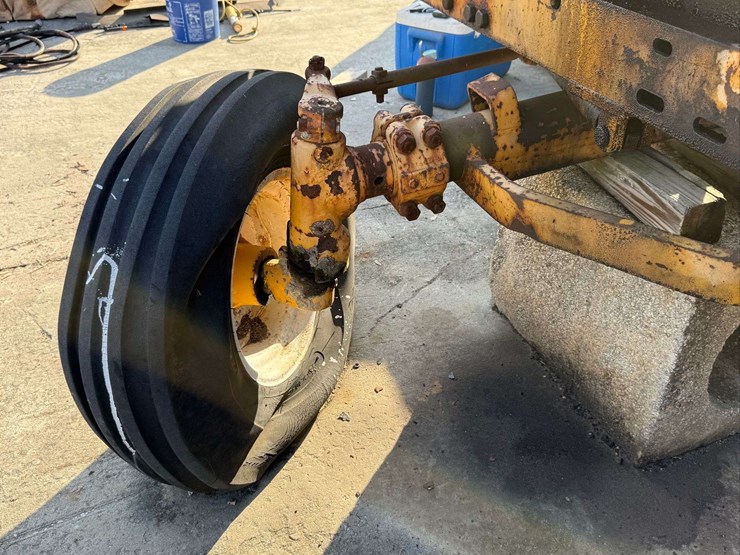 minneapolis-moline-g1000-image-32