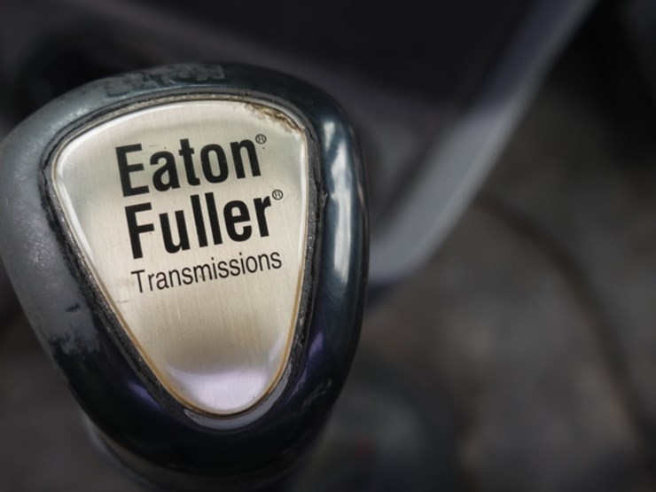 2013-mack-pinnacle-chu613-image-27