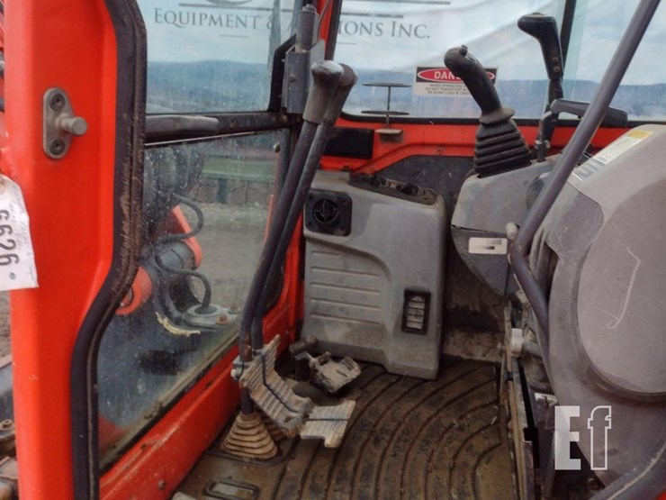 2012-kubota-kx121-3-image-11