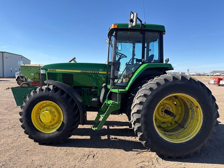 john-deere-7810-image-3