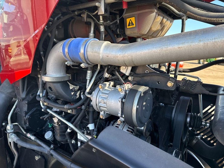 2012-case-ih-315-magnum-mfwd-tractor-image-10