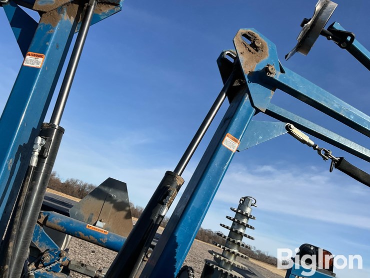 2010-kinze-3200-image-20