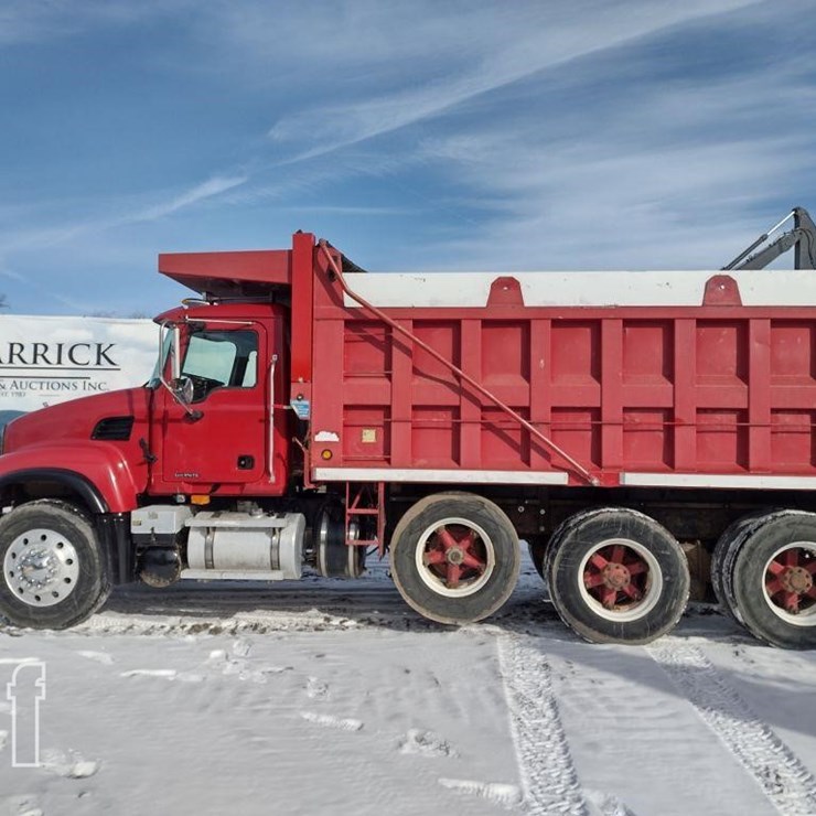 06 MACK CV713 GRANITE DUMP TRUCK^TITLE^