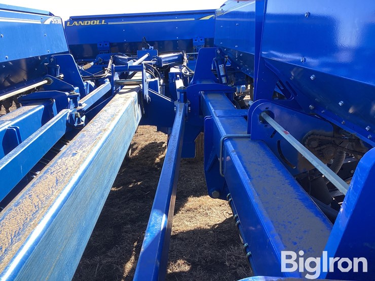 2012-landoll-5530-image-14