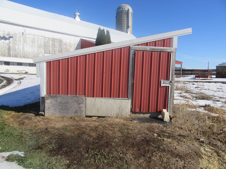 #8965-•-cattle-shed-image-3