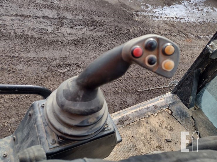 2017-morooka-mst3000vd-image-9