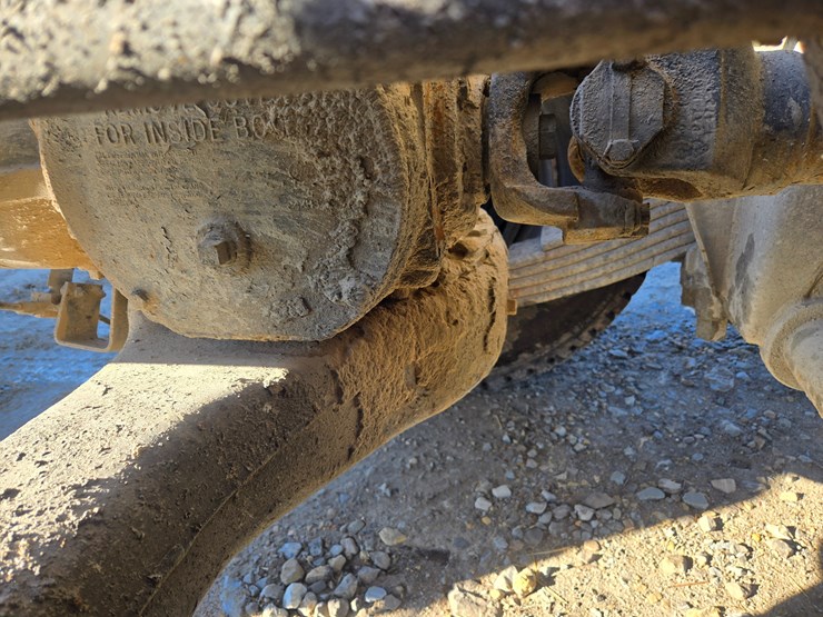 1999-mack-rd690s-image-94