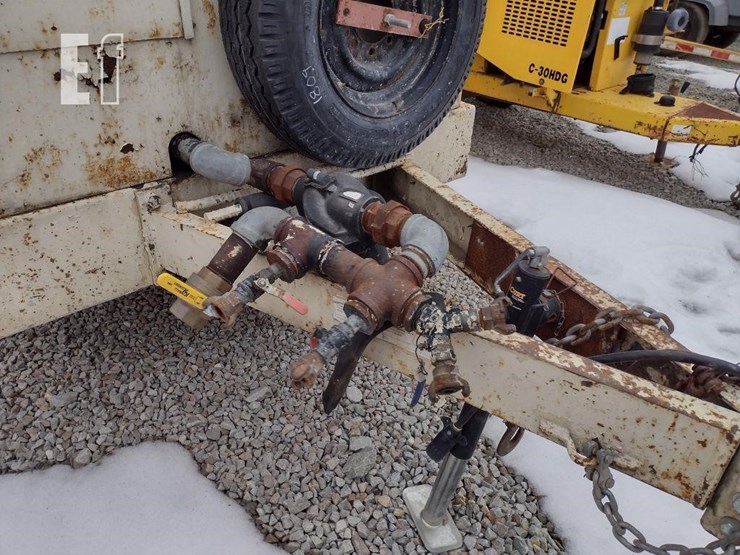 i-r-stone-valley-600-air-compressor-image-3