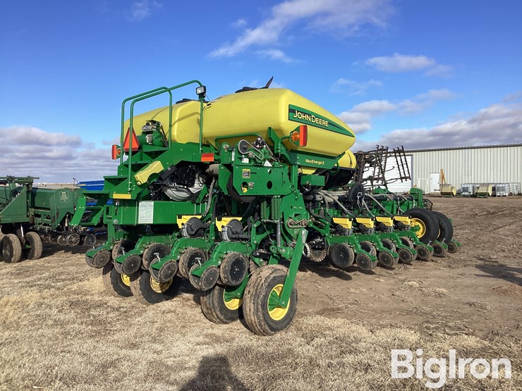 2014-john-deere-1775nt-image-5