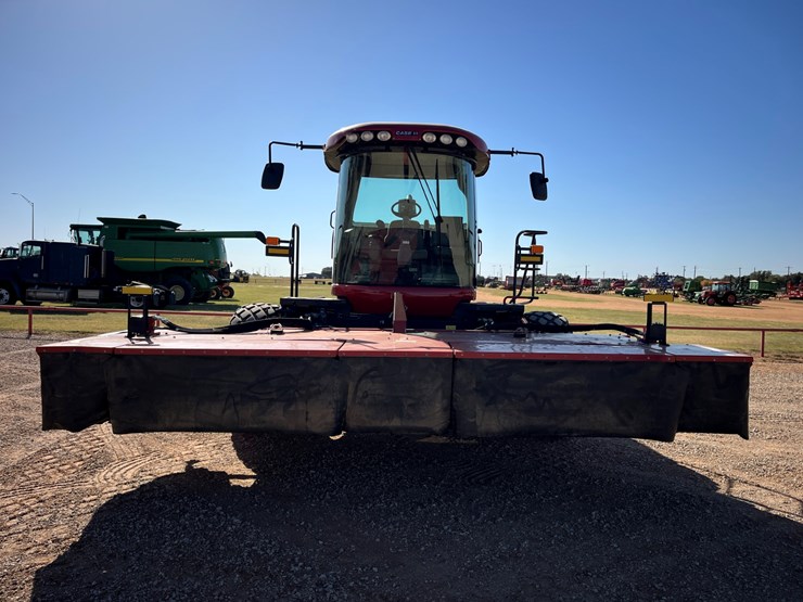 2020-case-ih-wd2104-image-5