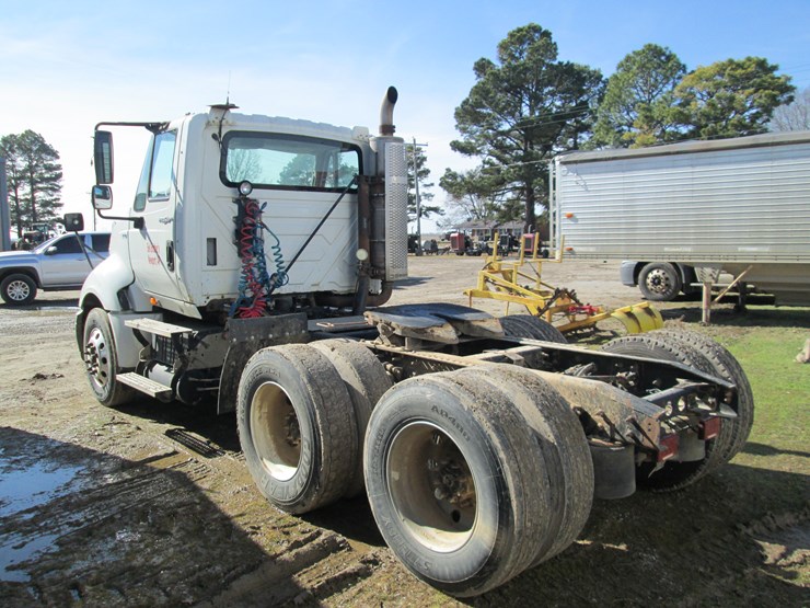 2012-international-prostar-image-4