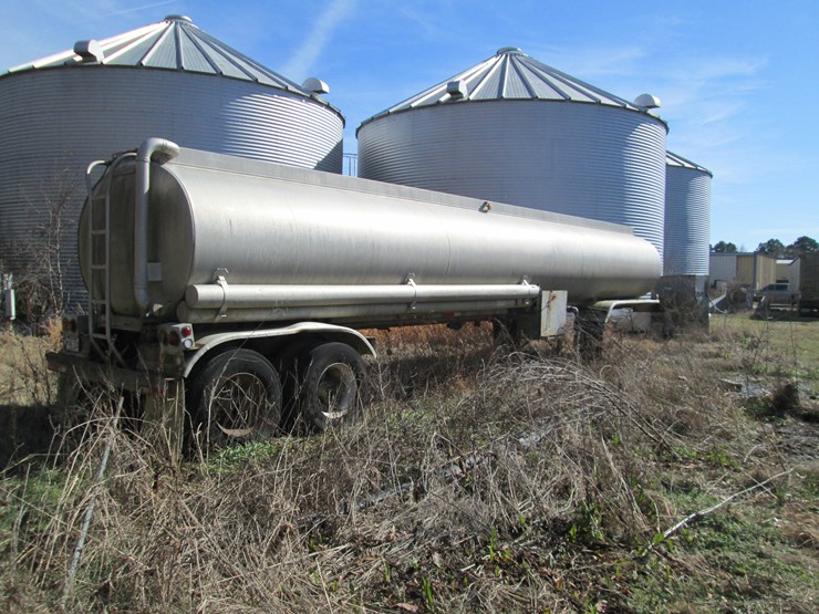 1973-trailmobile-`-image-3