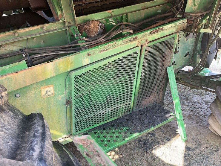 john-deere-9750-image-4