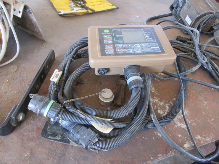 john-deere-468-image-25