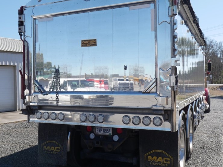 2018-kenworth-w900-image-12