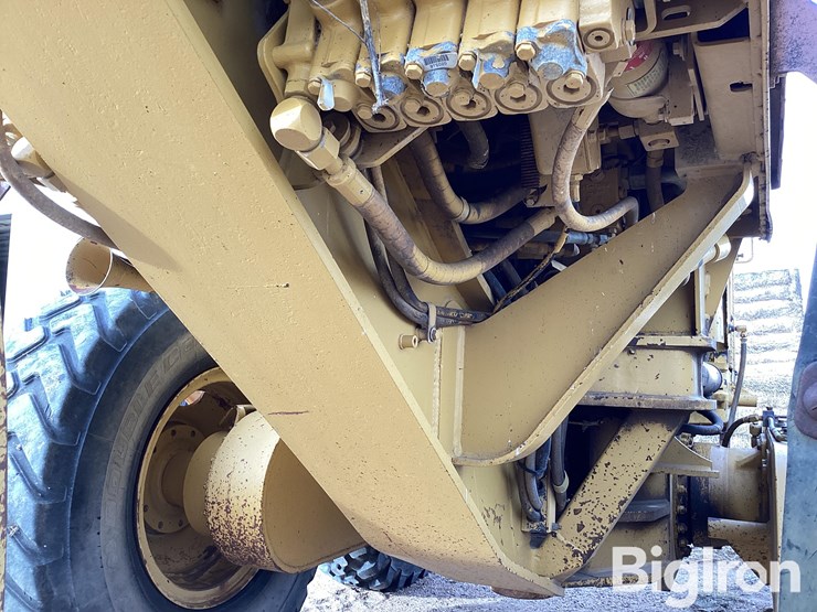 1993-caterpillar-120g-image-19