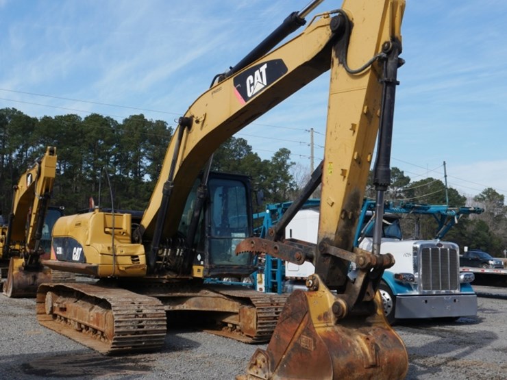 caterpillar-320dl-image-3