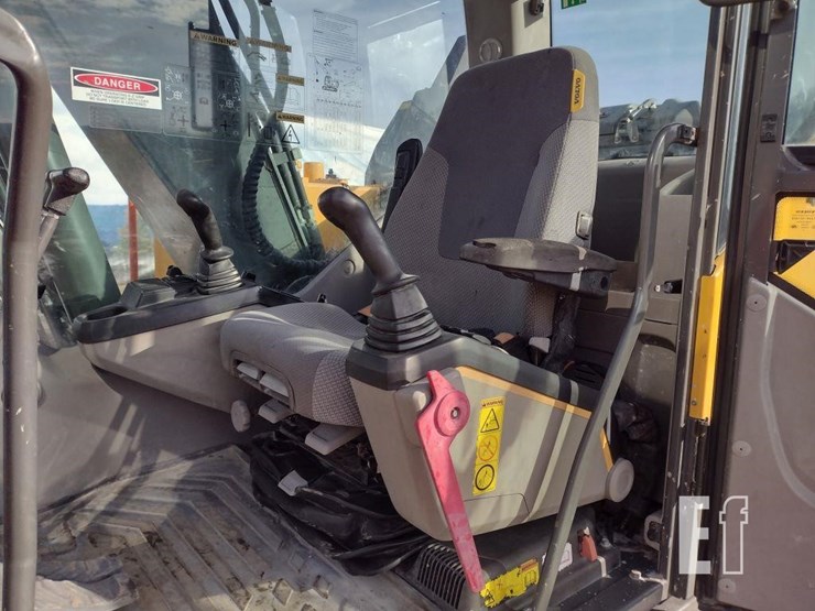 2019-volvo-ec140el-image-13