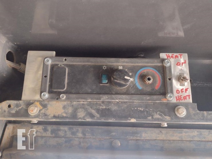 2006-new-holland-c190-image-10