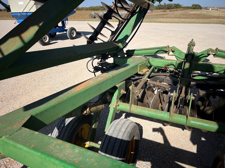 1996-john-deere-630-image-14