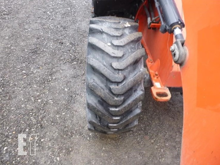 2019-kubota-r430-image-17