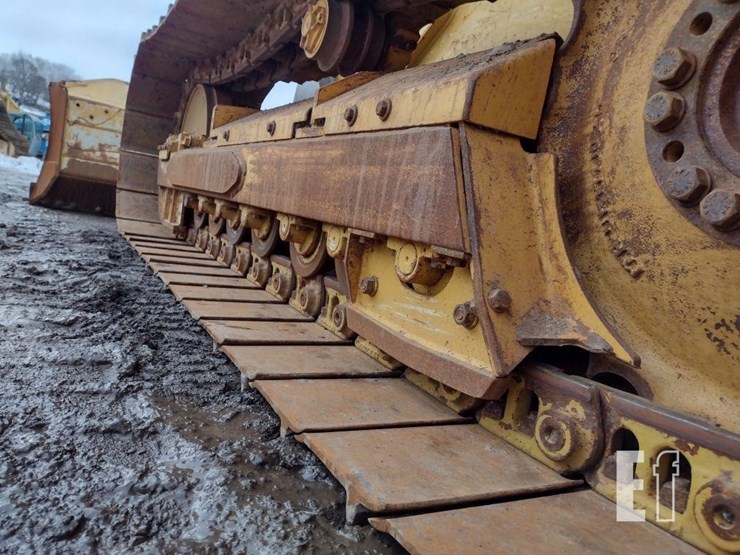 2022-deere-650k-lgp-image-25