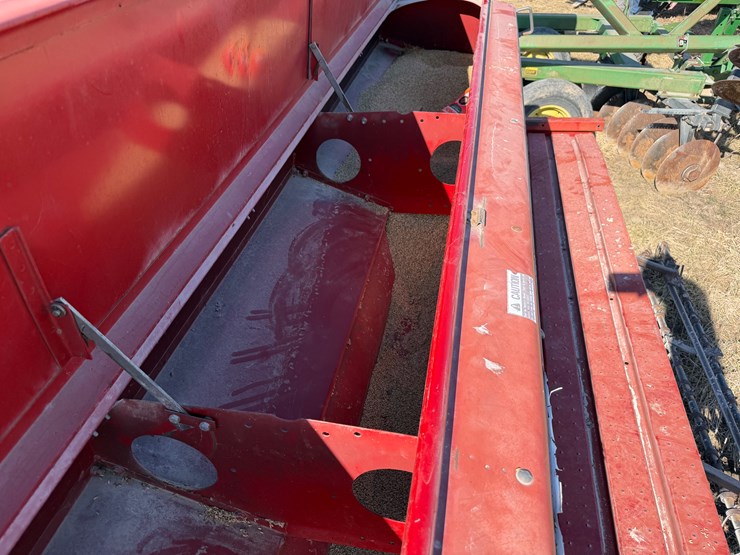 case-ih-5400-image-5