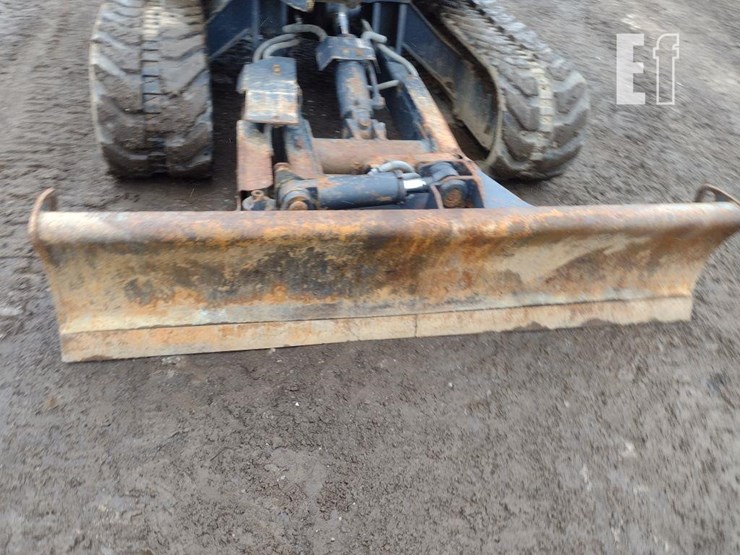 2012-kubota-kx121-3-image-19