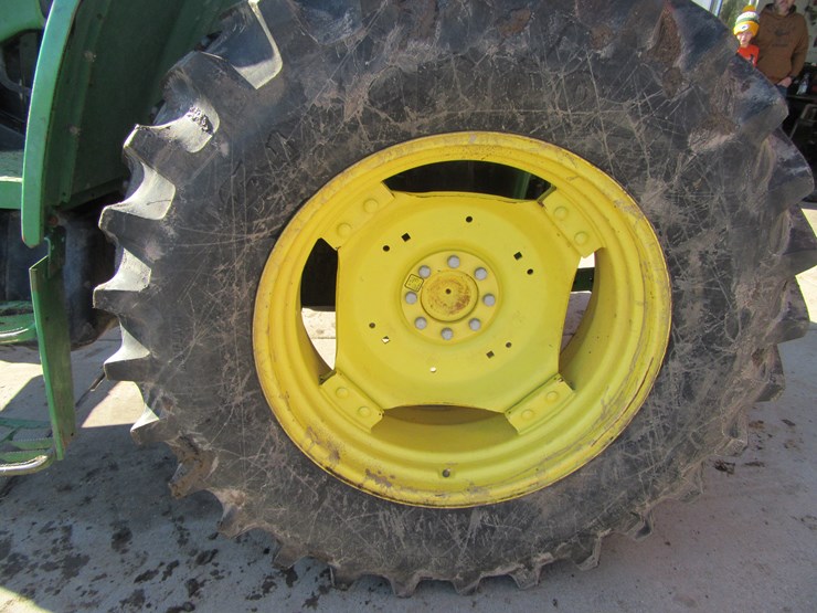 john-deere-6310-image-12