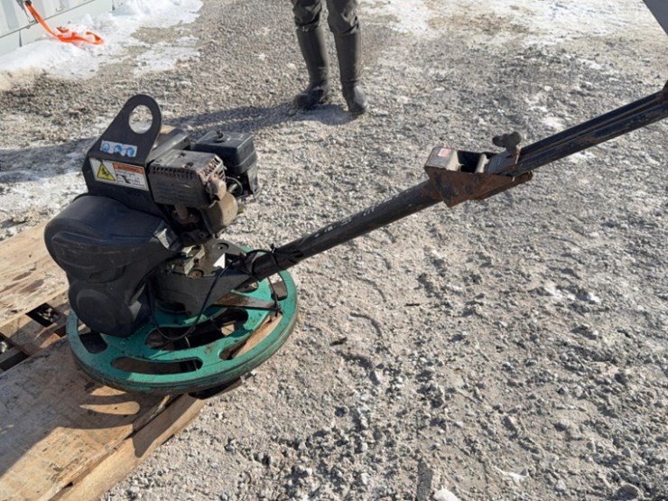 2'-power-trowel-with-honda-motor-image-6