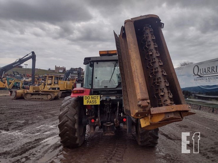 2002-massey-ferguson-4233-image-4