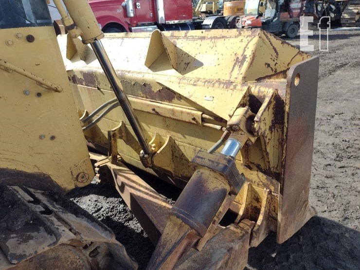 caterpillar-d6h-image-14