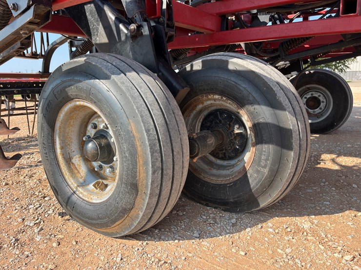 #t15435-•-2010-case-200-cultivator-image-9